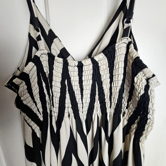 bydeep los Angeles Women Exotic Black and Cream Sundress Size Large - Picture 2 of 10